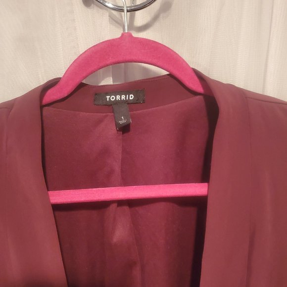 Torrid Burgundy Red Open Front Blazer - Picture 3 of 5